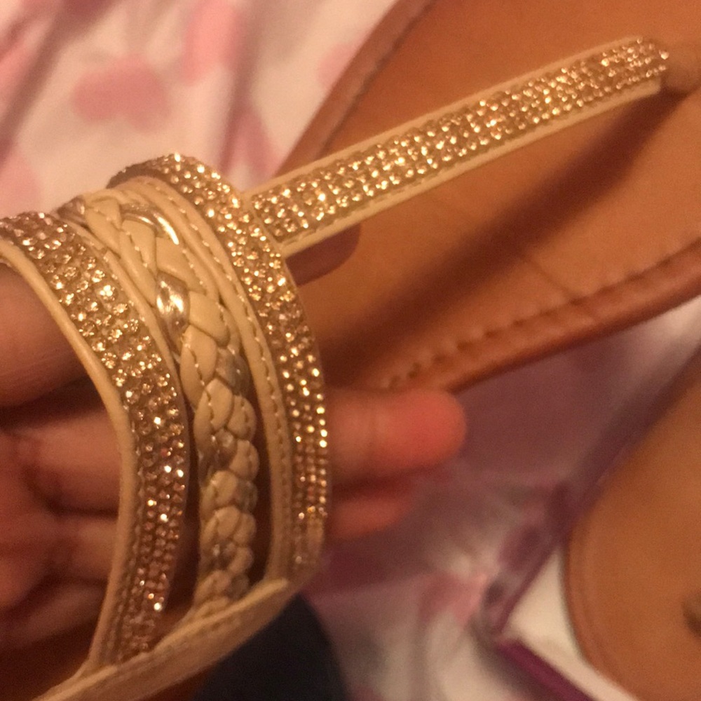 Sandals 👡 - Picture 2 of 2